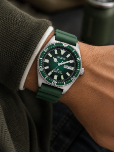 Citizen Erkek Kol Saati Yeşil Silikon Kordon Yeşil Kadran 40MM 20 ATM Su Geçirmez